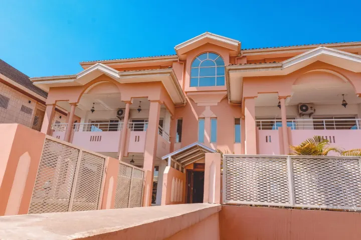 Modern House for sale at Soa – photo 2