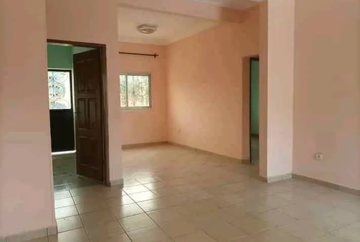 Apartment building for sale at Carrefour Nkoabang – photo 3