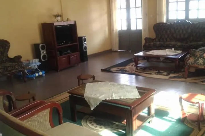 Villa for sale at Essos – 4 bedrooms with annex – photo 5