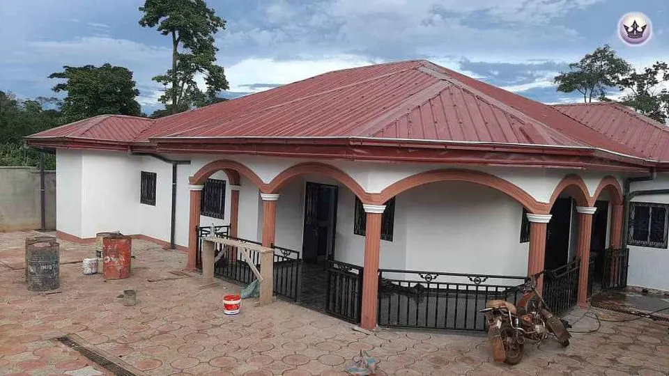 House for sale at Nomayos – 4 bedrooms – photo 1