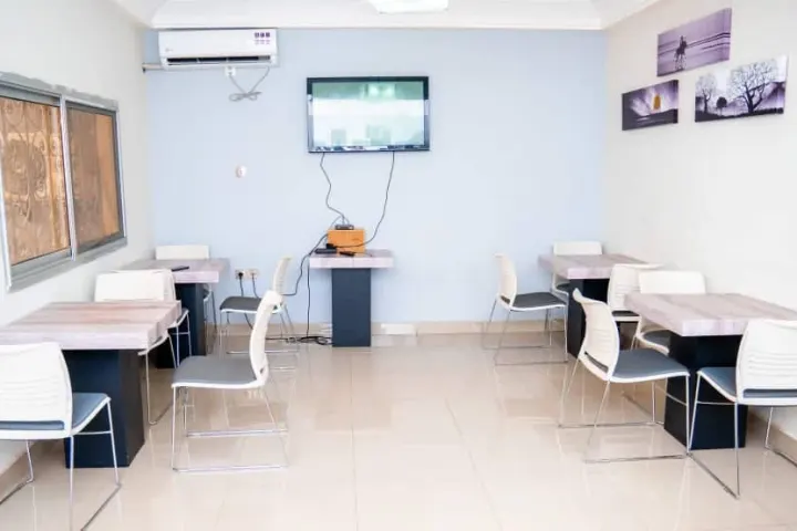 Guesthouse at Biyem-Assi – photo 3