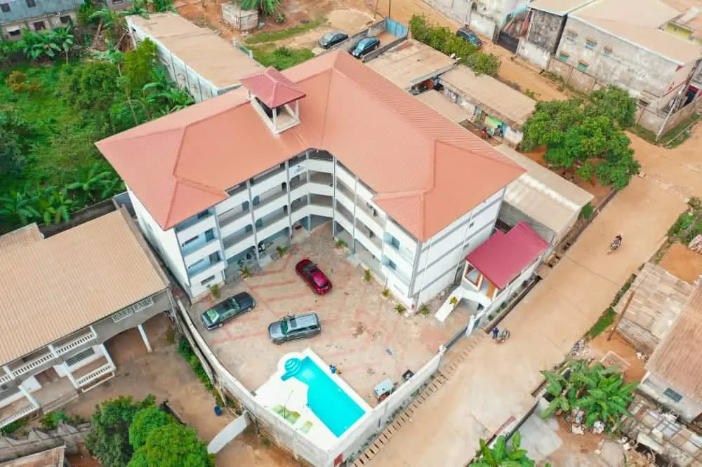 Guesthouse at Biyem-Assi – photo 1